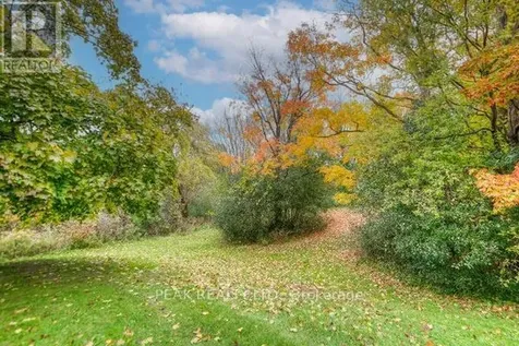 4 Avalon Place Kitchener ON N2M 4N6