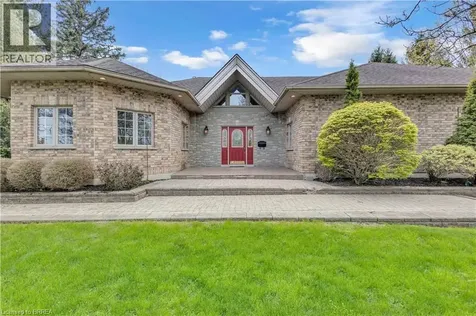 103 Tutela Heights Road Brantford ON N3T 1A4