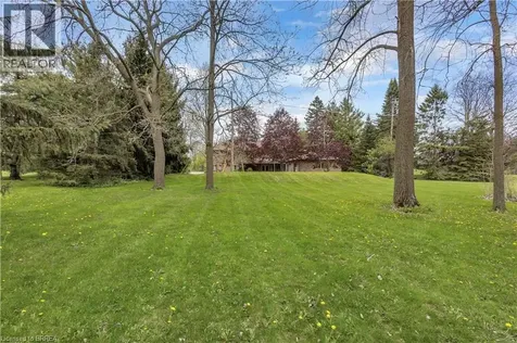 103 Tutela Heights Road Brantford ON N3T 1A4
