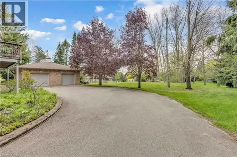 103 Tutela Heights Road Brantford ON N3T 1A4