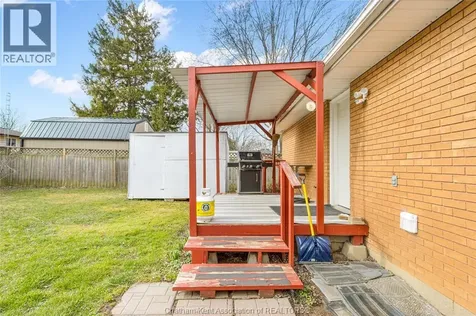 410 Mcnaughton Avenue East Chatham ON N7L 2G9