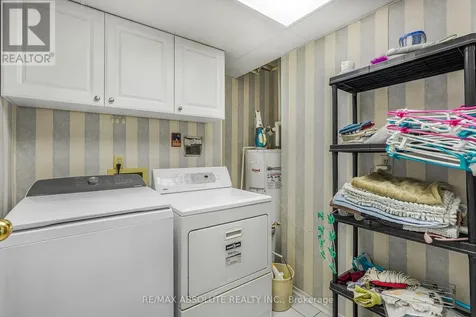 200 Lafontaine Avenue Ottawa ON K1L 8K8
