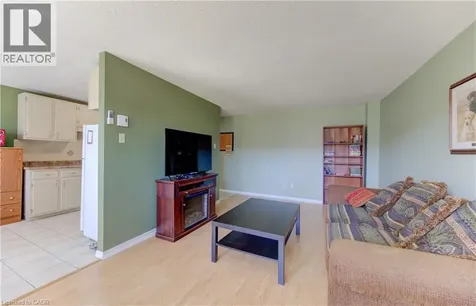 4 Avalon Place Kitchener ON N2M 4N6