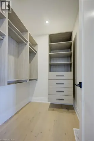 47 Pioneer Ridge Drive Kitchener ON N2P 0G6