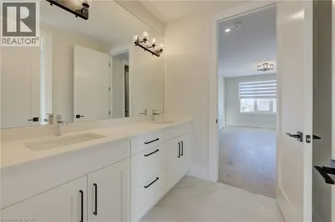 47 Pioneer Ridge Drive Kitchener ON N2P 0G6