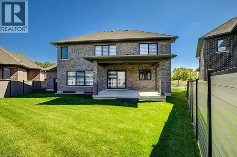 47 Pioneer Ridge Drive Kitchener ON N2P 0G6