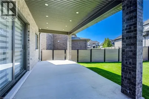 47 Pioneer Ridge Drive Kitchener ON N2P 0G6