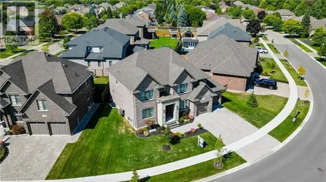 47 Pioneer Ridge Drive Kitchener ON N2P 0G6