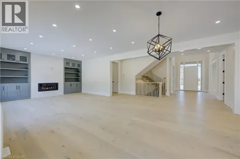 47 Pioneer Ridge Drive Kitchener ON N2P 0G6