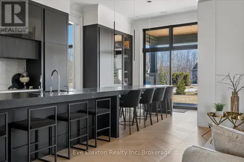 112 Heritage Lake Drive Puslinch (crieff/aikensville/killean) ON N0B 2J0