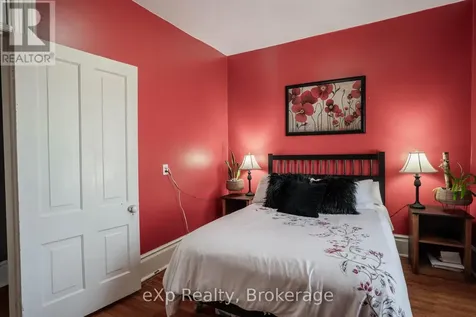 352 Berford Street South Bruce Peninsula ON N0H 2T0