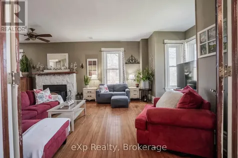 352 Berford Street South Bruce Peninsula ON N0H 2T0
