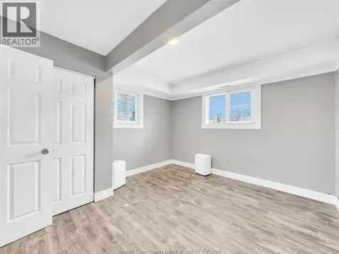 581 Broadway Belle River ON N0R 1A0