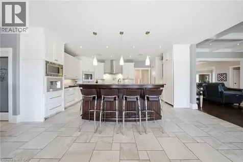 29 Wallace Court Brantford ON N3T 5L7