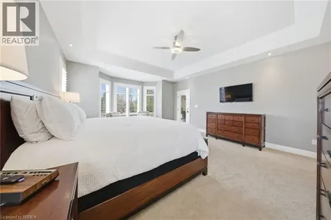 29 Wallace Court Brantford ON N3T 5L7