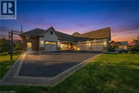 29 Wallace Court Brantford ON N3T 5L7