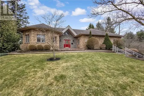 103 Tutela Heights Road Brantford ON N3T 1A4