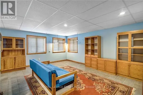 103 Tutela Heights Road Brantford ON N3T 1A4