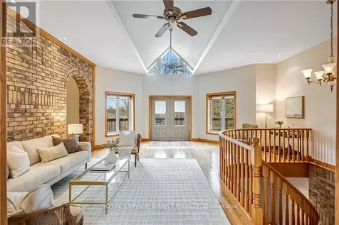 103 Tutela Heights Road Brantford ON N3T 1A4