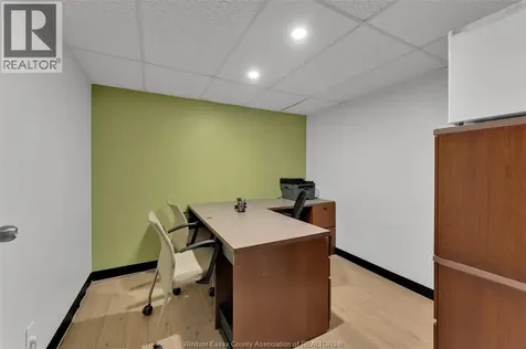 3905-3911 Tecumseh Road East Windsor ON N8W 1J4