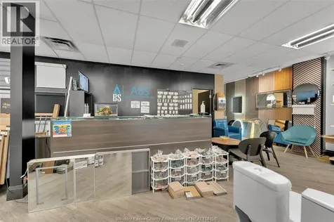 3905-3911 Tecumseh Road East Windsor ON N8W 1J4