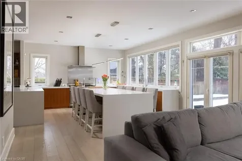 287 Macdonald Road Oakville ON L6J 2A6