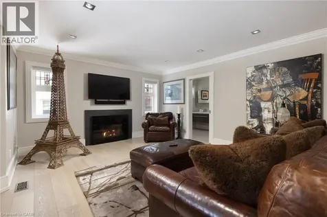 287 Macdonald Road Oakville ON L6J 2A6