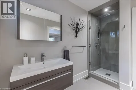 287 Macdonald Road Oakville ON L6J 2A6