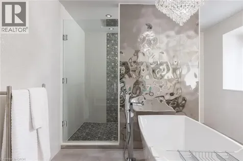 287 Macdonald Road Oakville ON L6J 2A6
