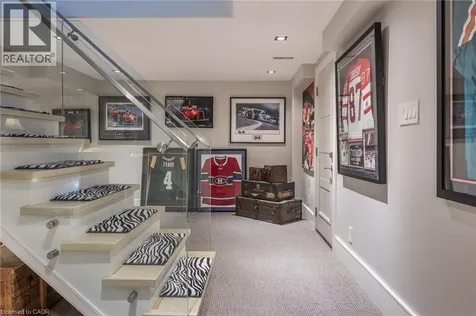 287 Macdonald Road Oakville ON L6J 2A6