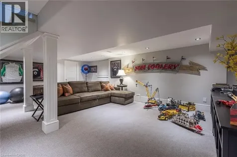 287 Macdonald Road Oakville ON L6J 2A6