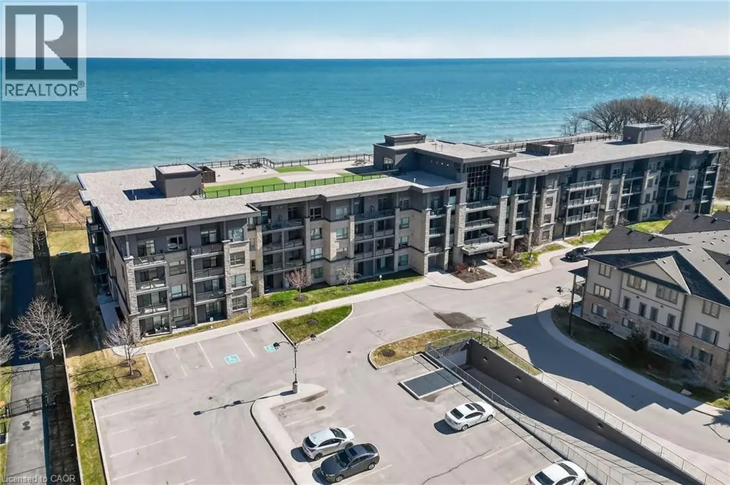 35 Southshore Crescent Stoney Creek ON L8E 0J2