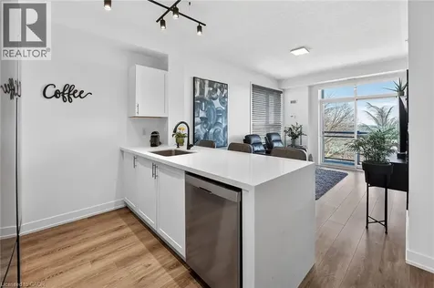 35 Southshore Crescent Stoney Creek ON L8E 0J2
