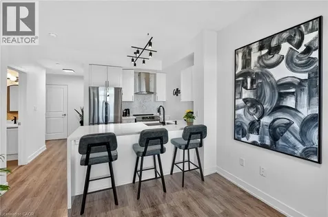 35 Southshore Crescent Stoney Creek ON L8E 0J2