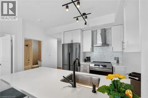 35 Southshore Crescent Stoney Creek ON L8E 0J2