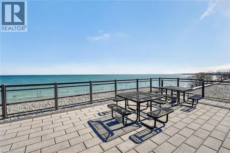 35 Southshore Crescent Stoney Creek ON L8E 0J2