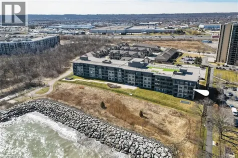 35 Southshore Crescent Stoney Creek ON L8E 0J2