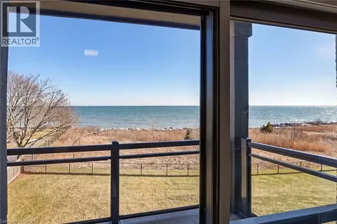 35 Southshore Crescent Stoney Creek ON L8E 0J2