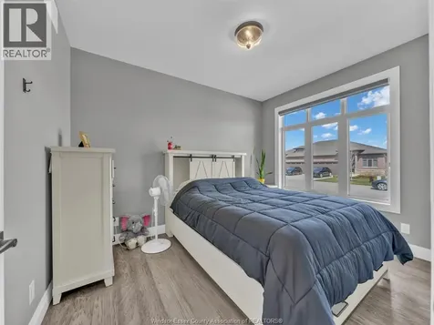 6 Summerville Avenue Leamington ON N8H 0C5