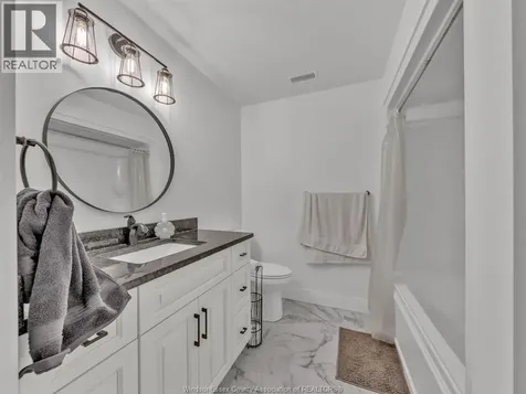 6 Summerville Avenue Leamington ON N8H 0C5