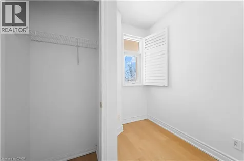 28 Stadium Road Toronto ON M5V 3P4