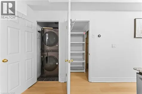 28 Stadium Road Toronto ON M5V 3P4