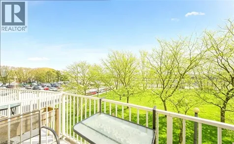 28 Stadium Road Toronto ON M5V 3P4