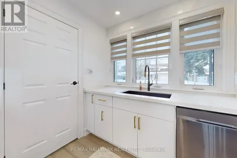 24 Cresser Avenue Whitby ON L1P 1J8