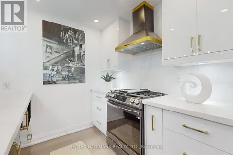 24 Cresser Avenue Whitby ON L1P 1J8