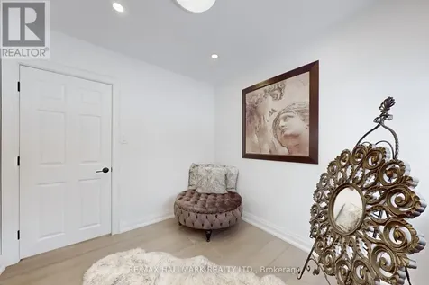 24 Cresser Avenue Whitby ON L1P 1J8