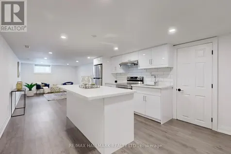 24 Cresser Avenue Whitby ON L1P 1J8