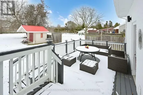 24 Cresser Avenue Whitby ON L1P 1J8