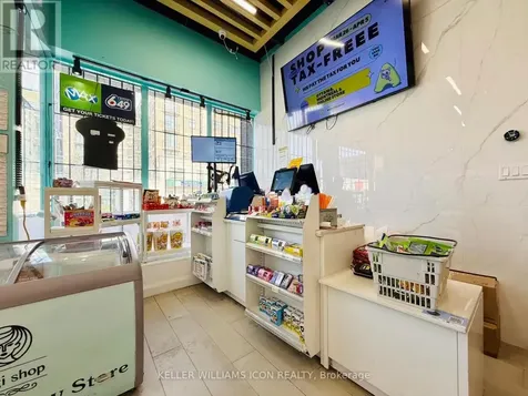 382 Rideau Street Ottawa ON K1N 5Y8