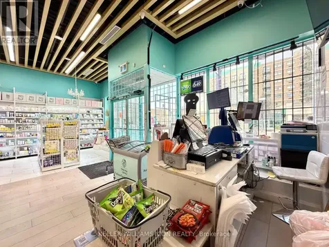 382 Rideau Street Ottawa ON K1N 5Y8